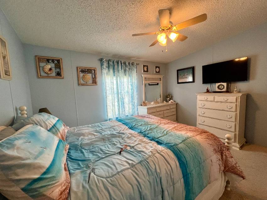105 Palm Ln E a Parrish, FL Mobile or Manufactured Home for Sale